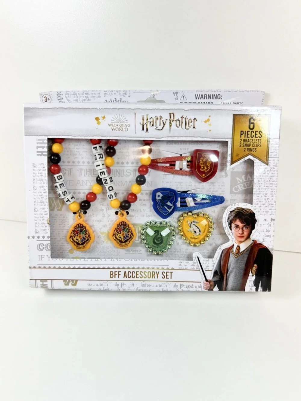 NIB Harry Potter Wizarding World BFF 6 Piece Accessory Set Bracelets & hair Clip